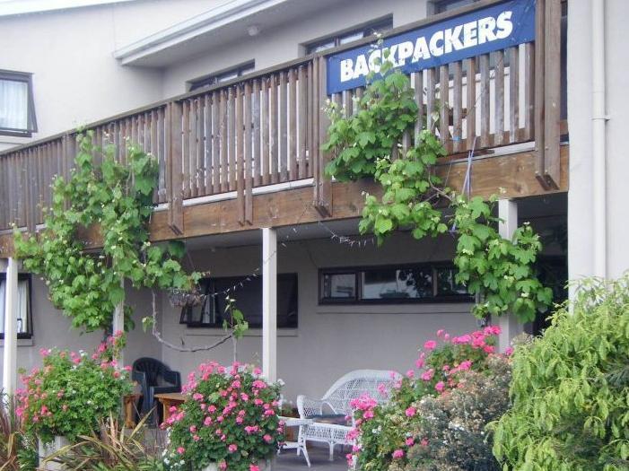 Hat Trick Lodge Motueka Exteriör bild